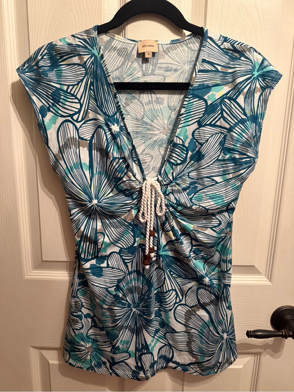 Ella Moss Teal and White Floral V-Neck Top with Drawstring